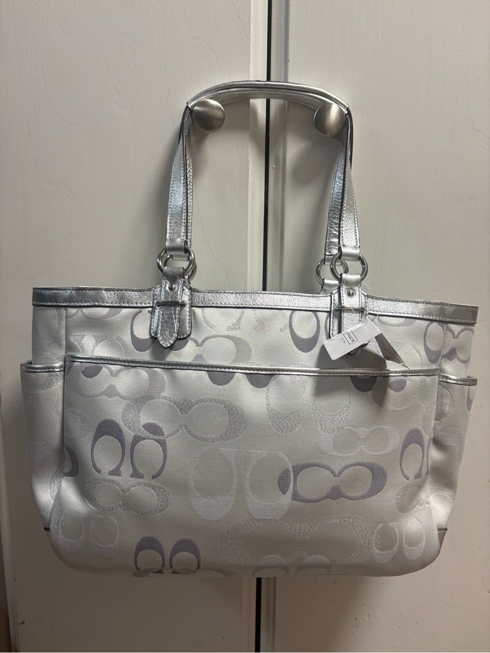Authentic coach gallery optic signature tote with metallic leather trim - Picture 3 of 9